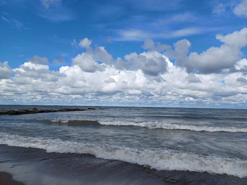 Huntington Beach Cleveland atmosphere
