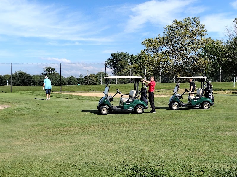 Briardale Greens Golf Course Cleveland interior