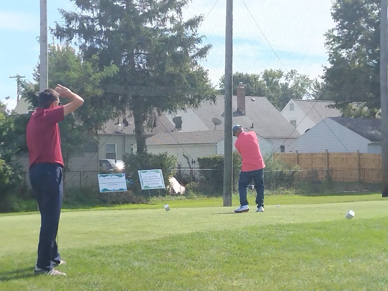 Briardale Greens Golf Course Cleveland atmosphere