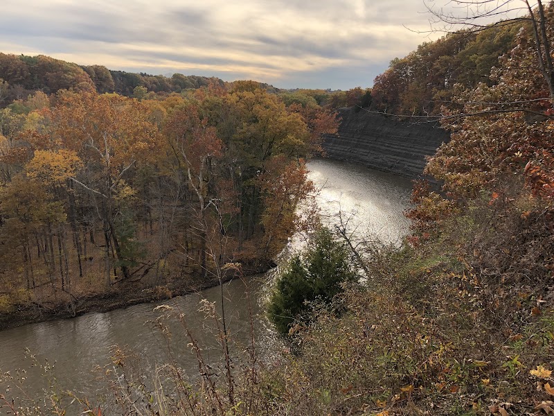 Rocky River Nature Center Cleveland atmosphere