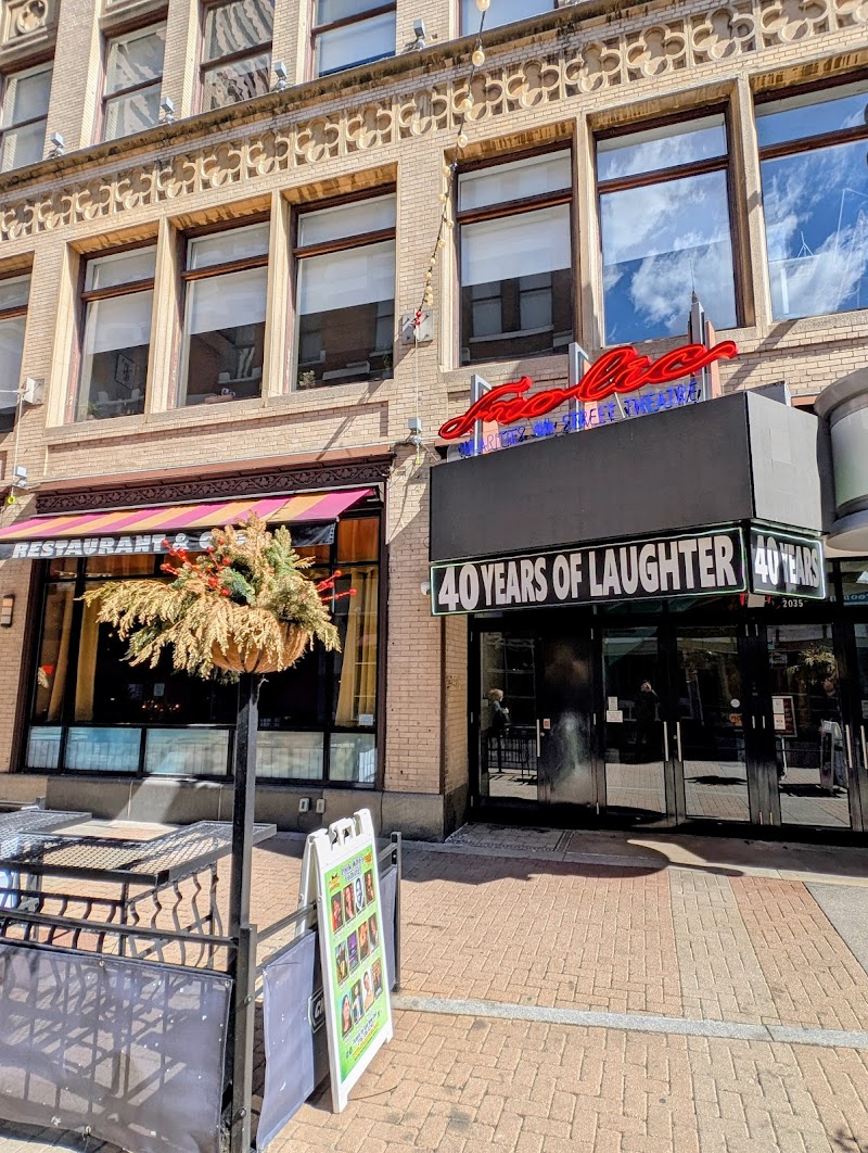 Pickwick & Frolic Restaurant and Club Cleveland atmosphere