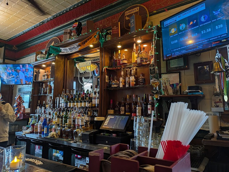 Gormley's Pub Cleveland atmosphere