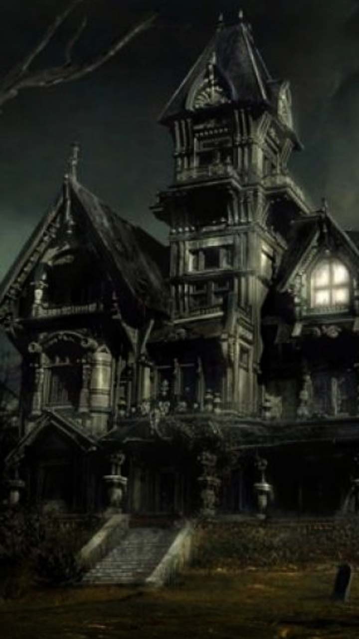 Bloodview Haunted House Cleveland atmosphere