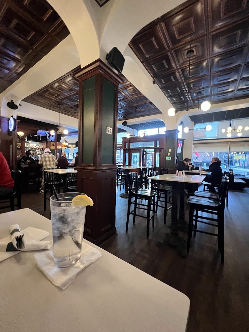 Flannery's Pub Cleveland atmosphere