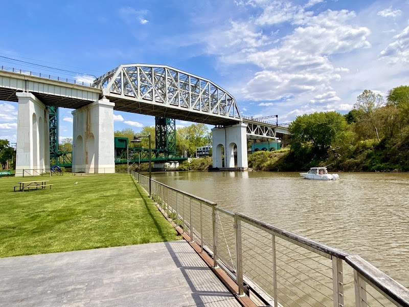 Rivergate Park Cleveland interior