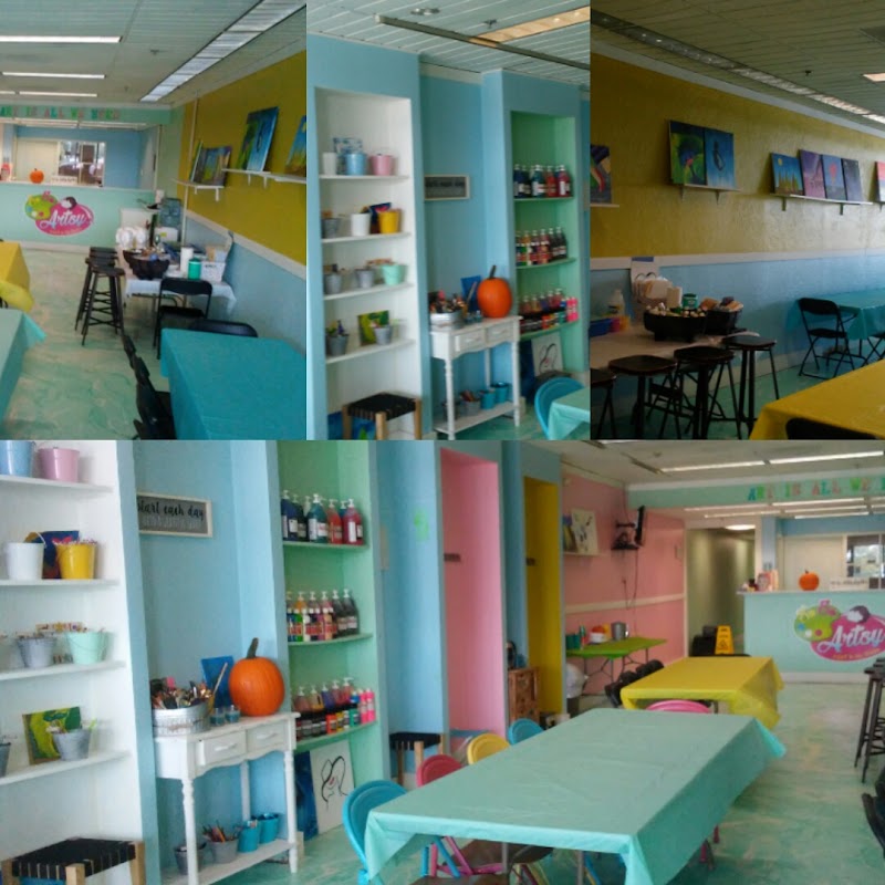 So So Artsy Paint Studios in Cleveland