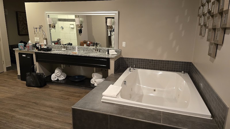 Belamere Suites Cleveland atmosphere