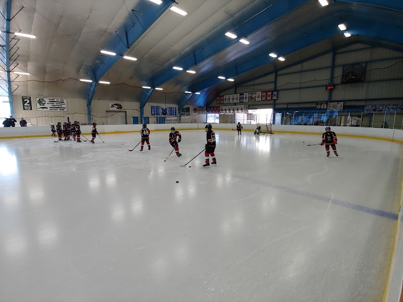 North Park Ice Arena/ Pool in Cleveland