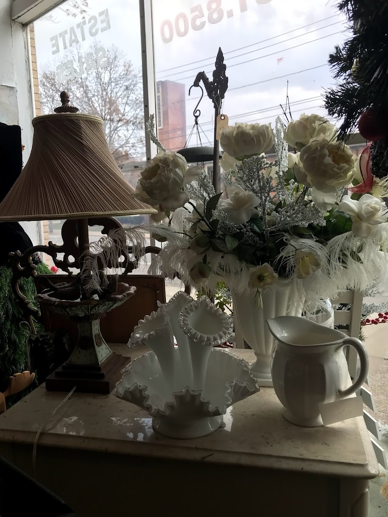 South Hills Antique Gallery Cleveland atmosphere