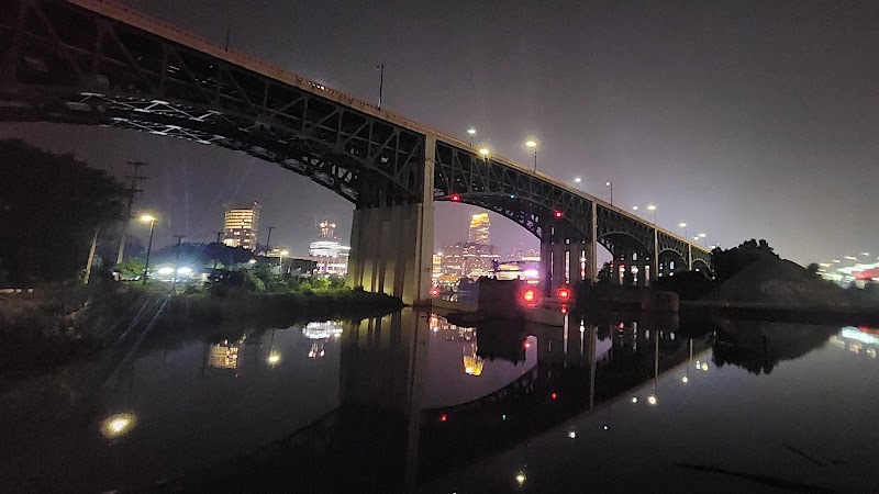 The Scranton Spoon Fishing Pier Cleveland atmosphere
