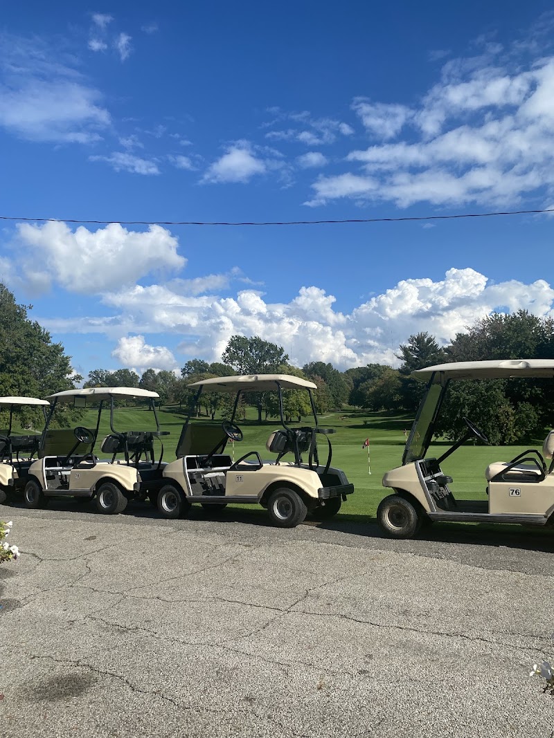 Ridgewood Golf Course Cleveland interior