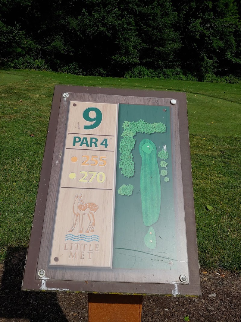 Little Met Golf Course Cleveland atmosphere