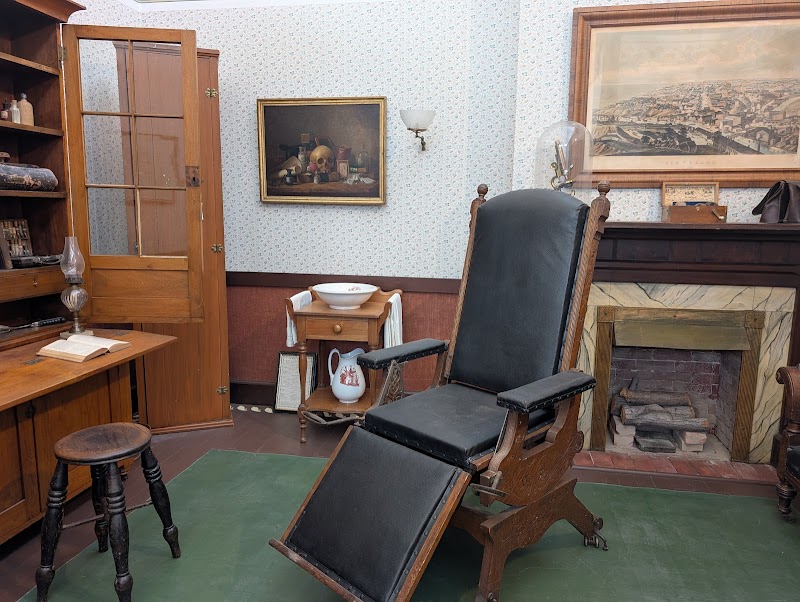 Dittrick Medical History Center Cleveland atmosphere
