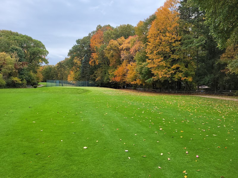 North Olmsted Golf Club Cleveland interior