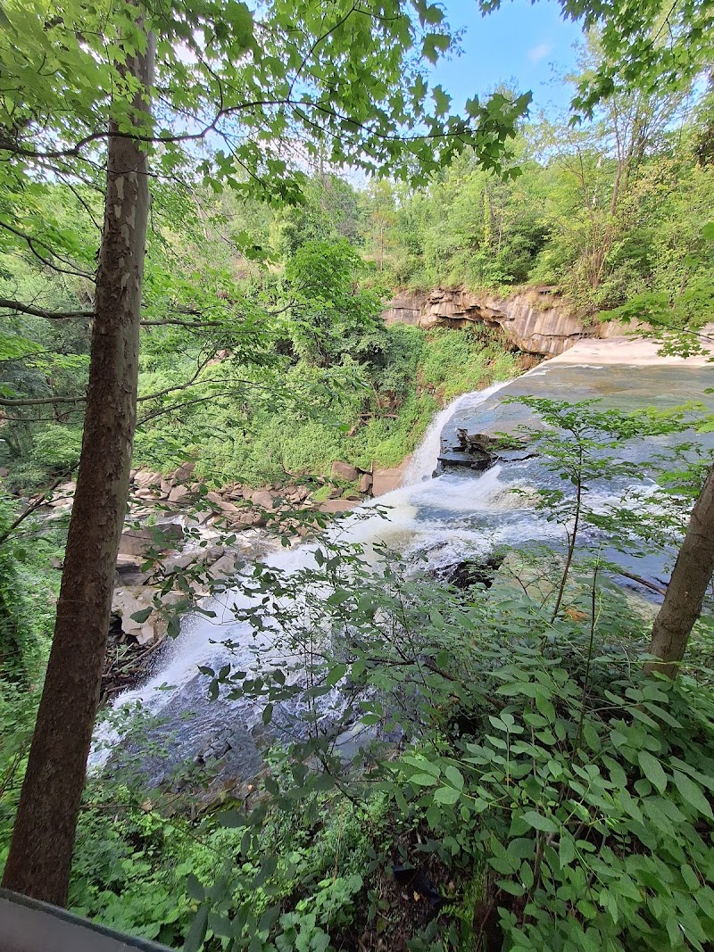 Brandywine Falls Trailhead Cleveland atmosphere