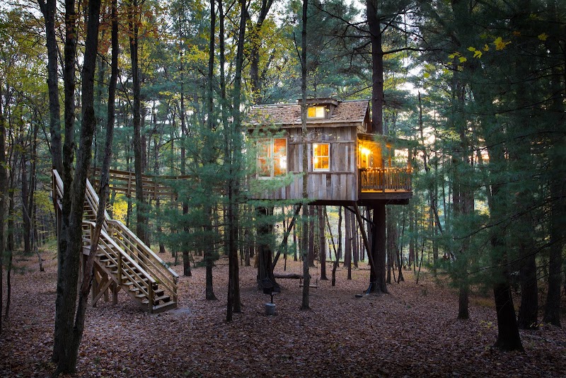 The Mohicans Treehouse Resort and Wedding Venue