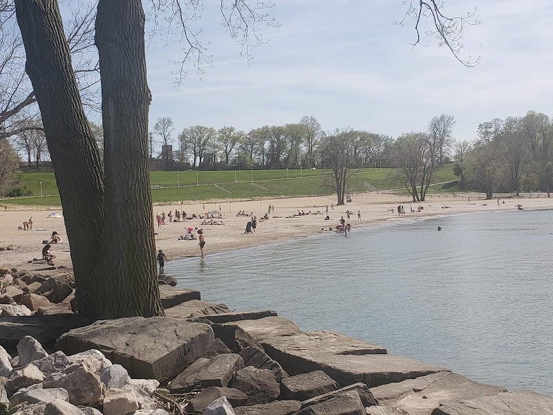 Edgewater Beach Cleveland interior
