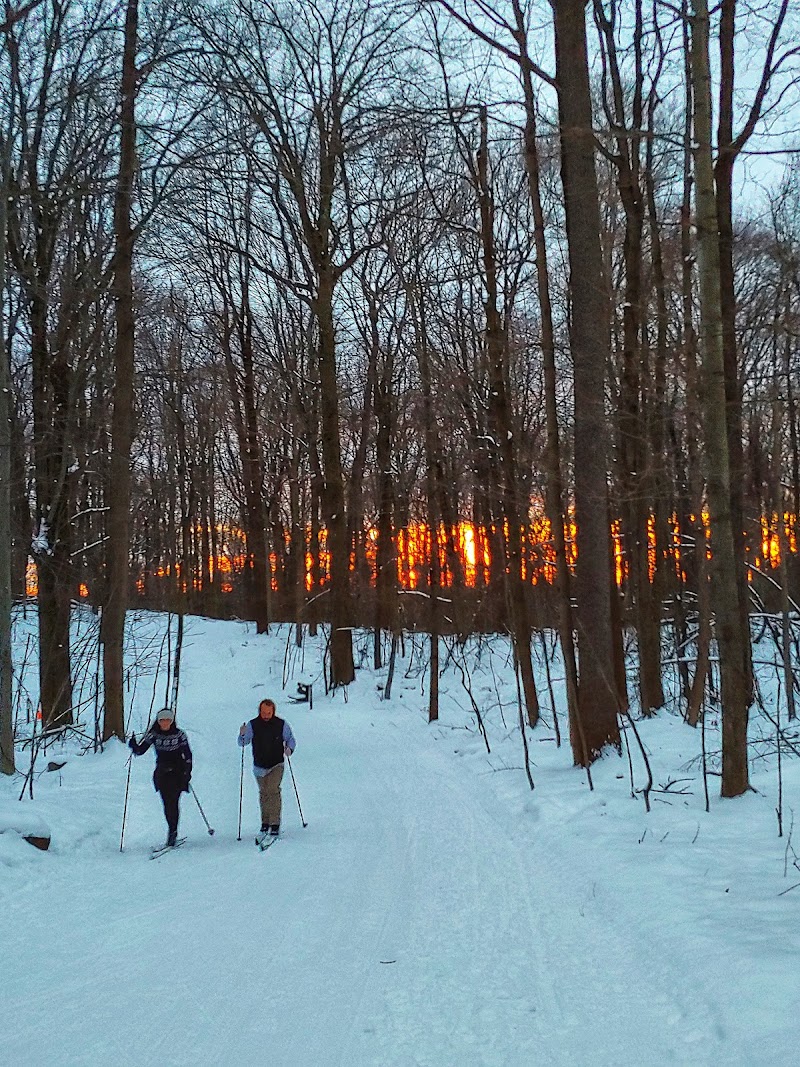 Chapin Forest Pine Lodge Ski Center (Lake Metroparks) Cleveland atmosphere