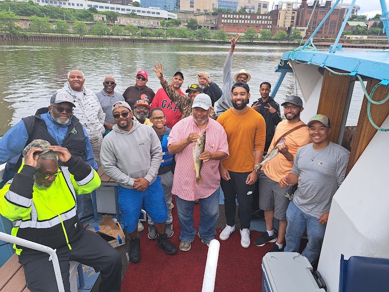 Holiday Boat Charters Cleveland atmosphere