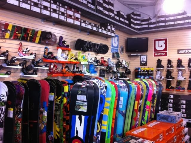 Village Ski/Snowboard Inc Cleveland atmosphere