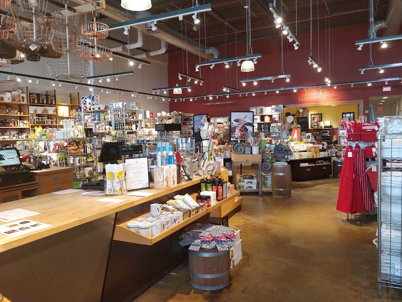Sur La Table Cleveland interior