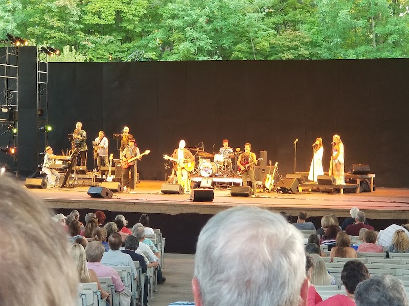 Cain Park Evans Amphitheater Cleveland atmosphere