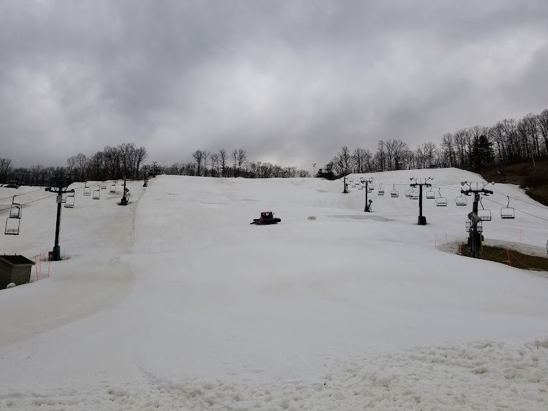 Boston Mills Ski Resort Cleveland atmosphere