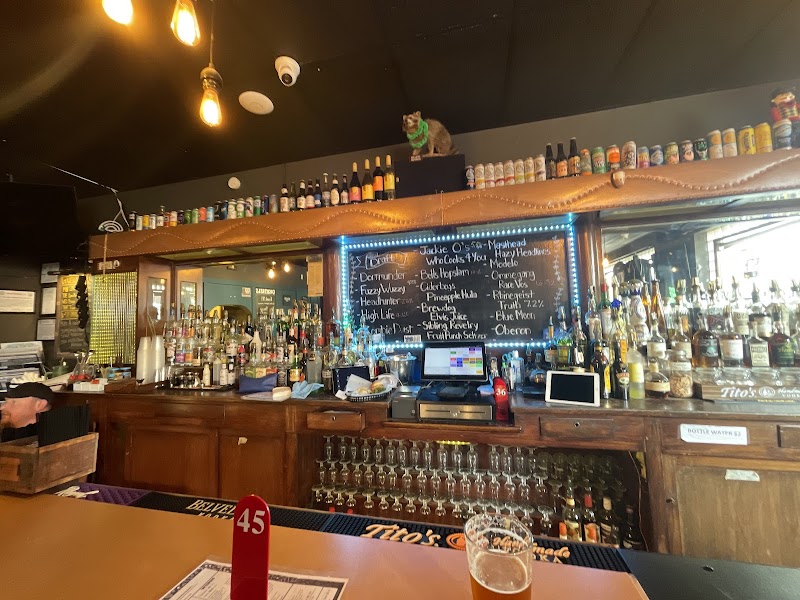 The Winchester Music Tavern Cleveland atmosphere
