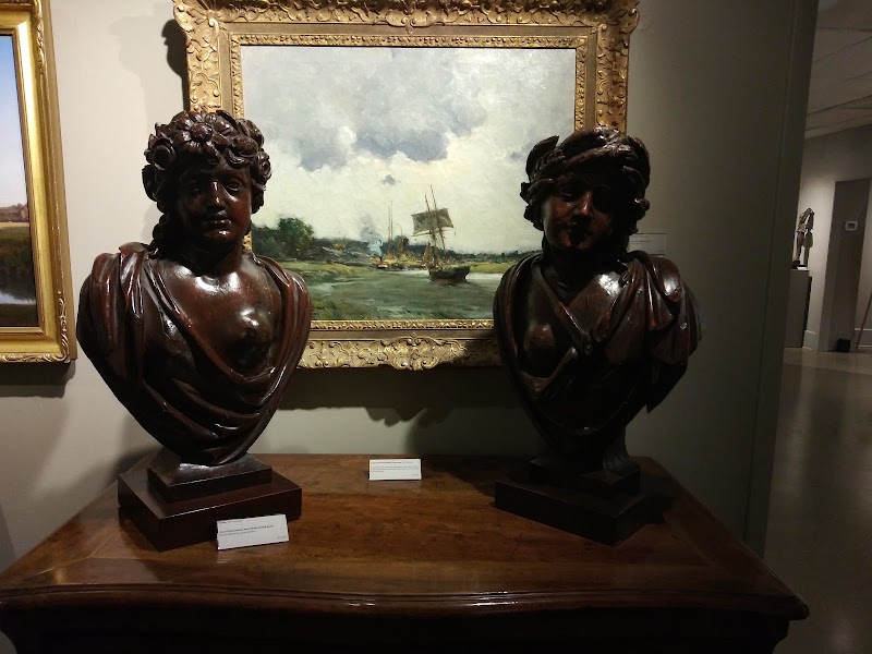 WOLFS Gallery Cleveland atmosphere