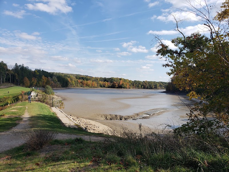 Hinckley Lake Fishing Area Cleveland interior
