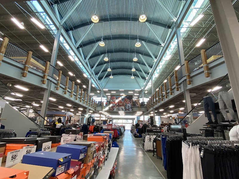Great Northern Mall Cleveland atmosphere