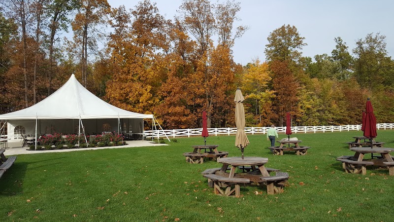 Paper Moon Vineyards & Winery Cleveland atmosphere