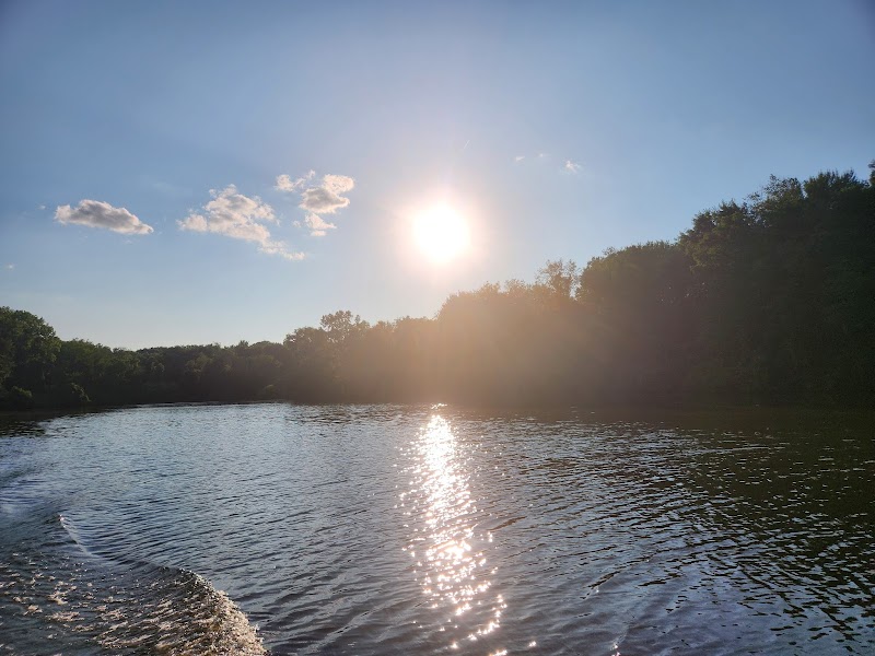 Portage Lakes Cruises Cleveland interior
