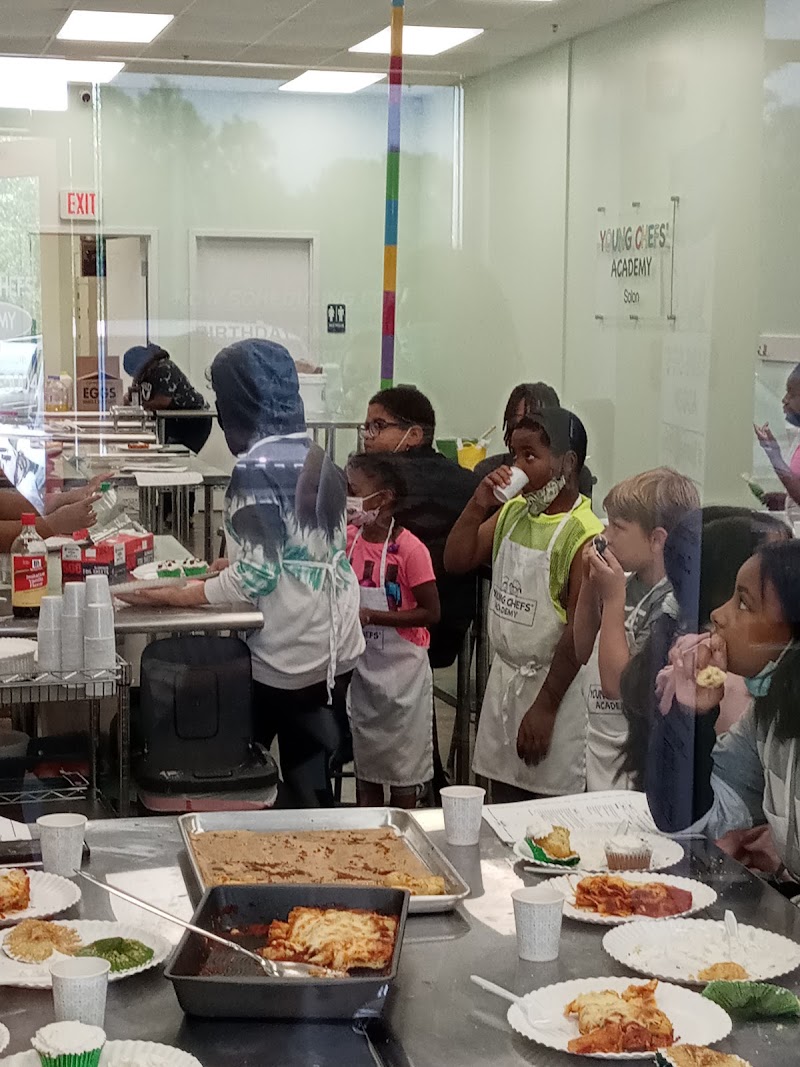 Young Chefs Academy - Solon OH Cleveland atmosphere