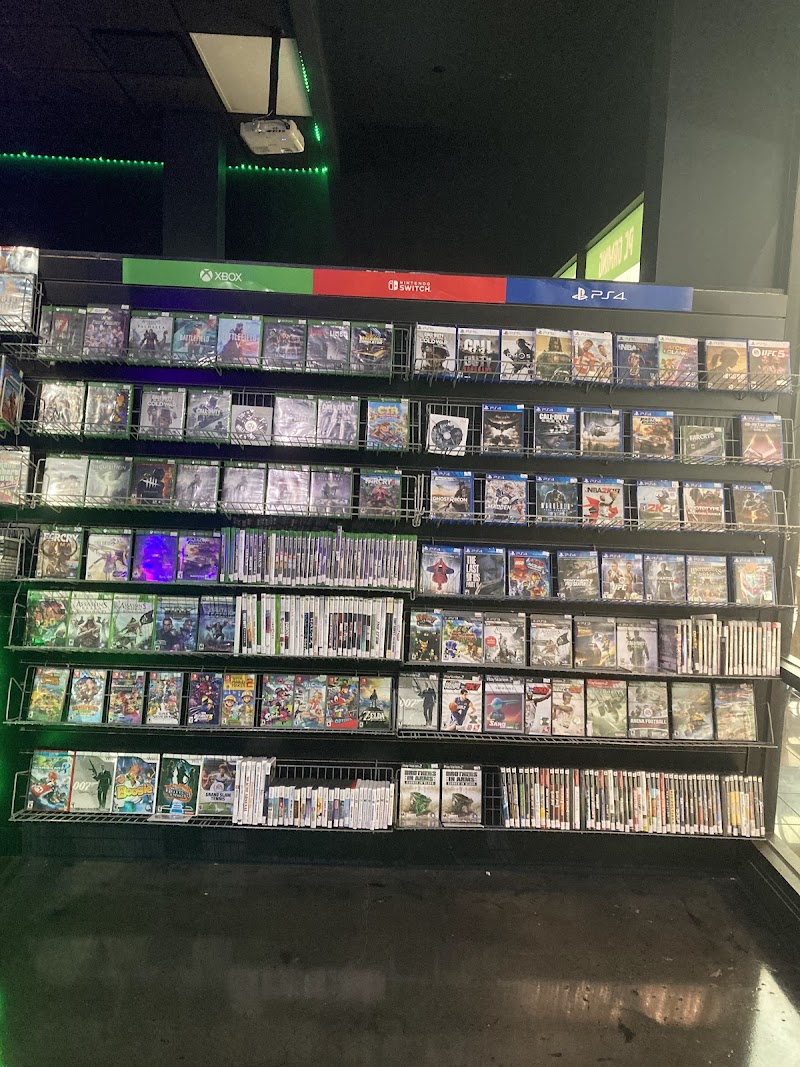 Sandbox Game Lounge Cleveland atmosphere