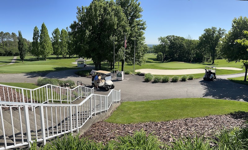 Sleepy Hollow Golf Course Cleveland atmosphere