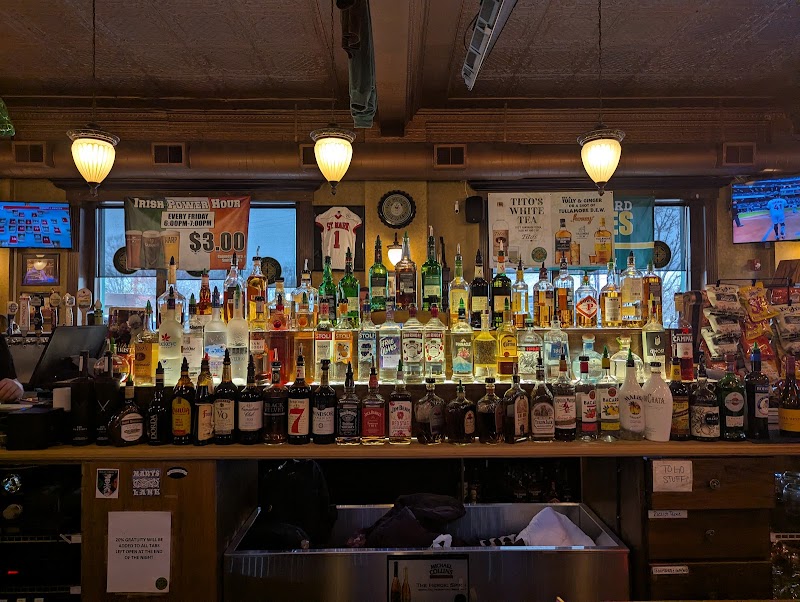 P.J. McIntyre's Irish Pub Cleveland atmosphere