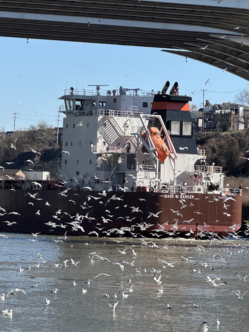 Cuyahoga River Cleveland atmosphere