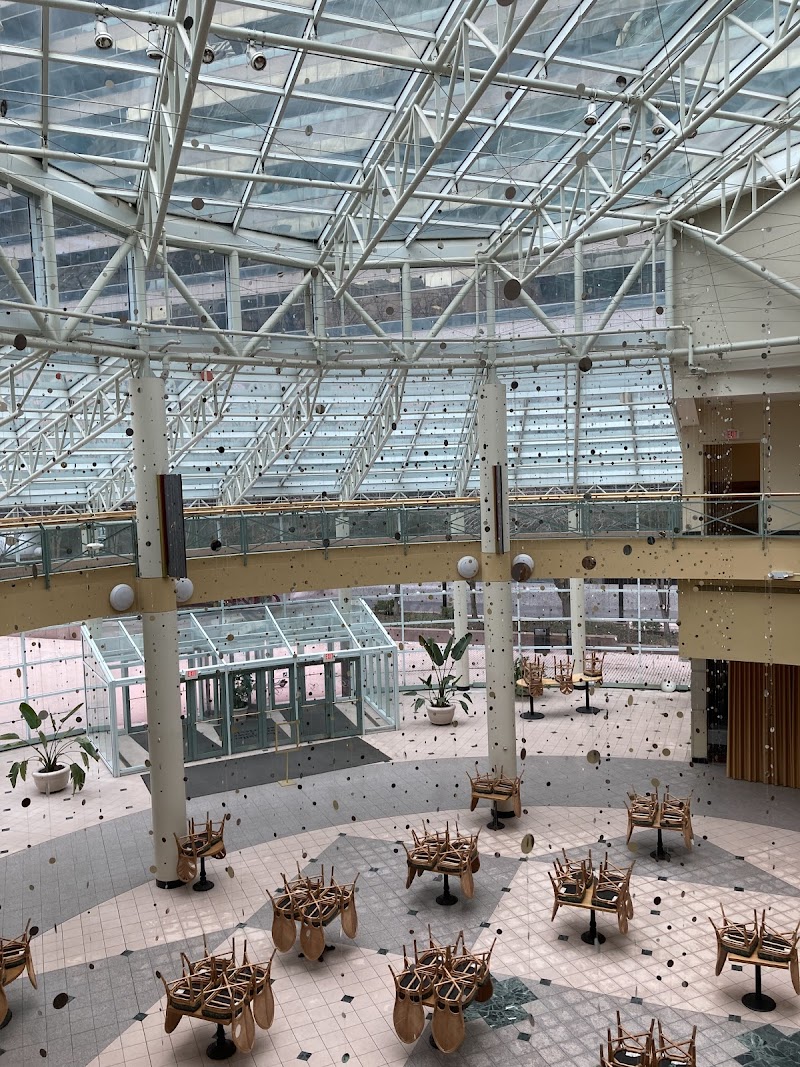 Galleria at Erieview Cleveland atmosphere