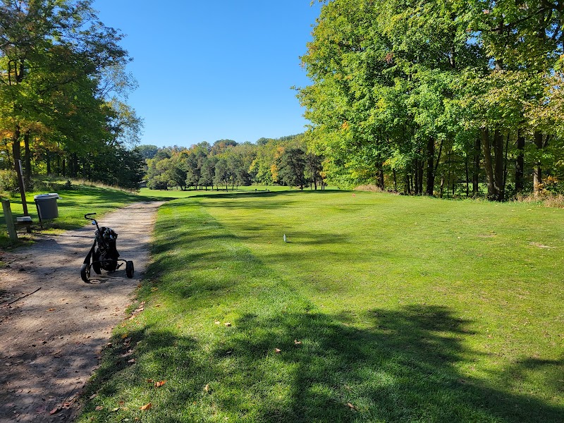 Mastick Woods Golf Course