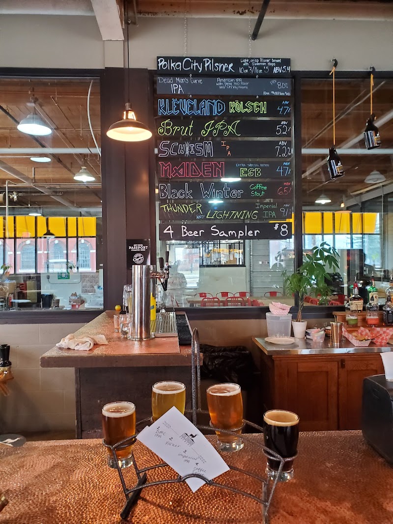 Goldhorn Brewery Cleveland atmosphere