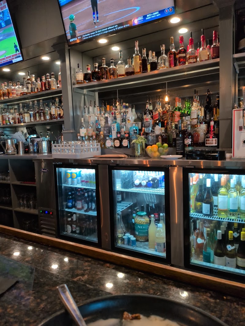 The Aviator Pub & Restaurant Cleveland atmosphere