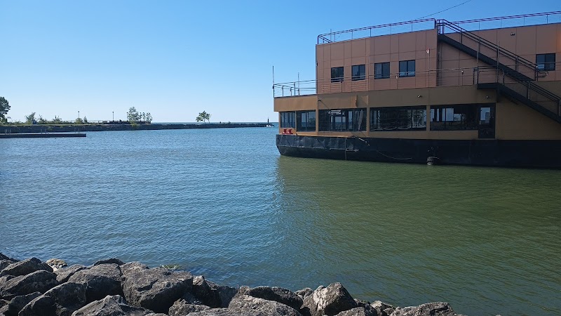 Mr. Simon's Lake Erie Fishing Camp in Cleveland
