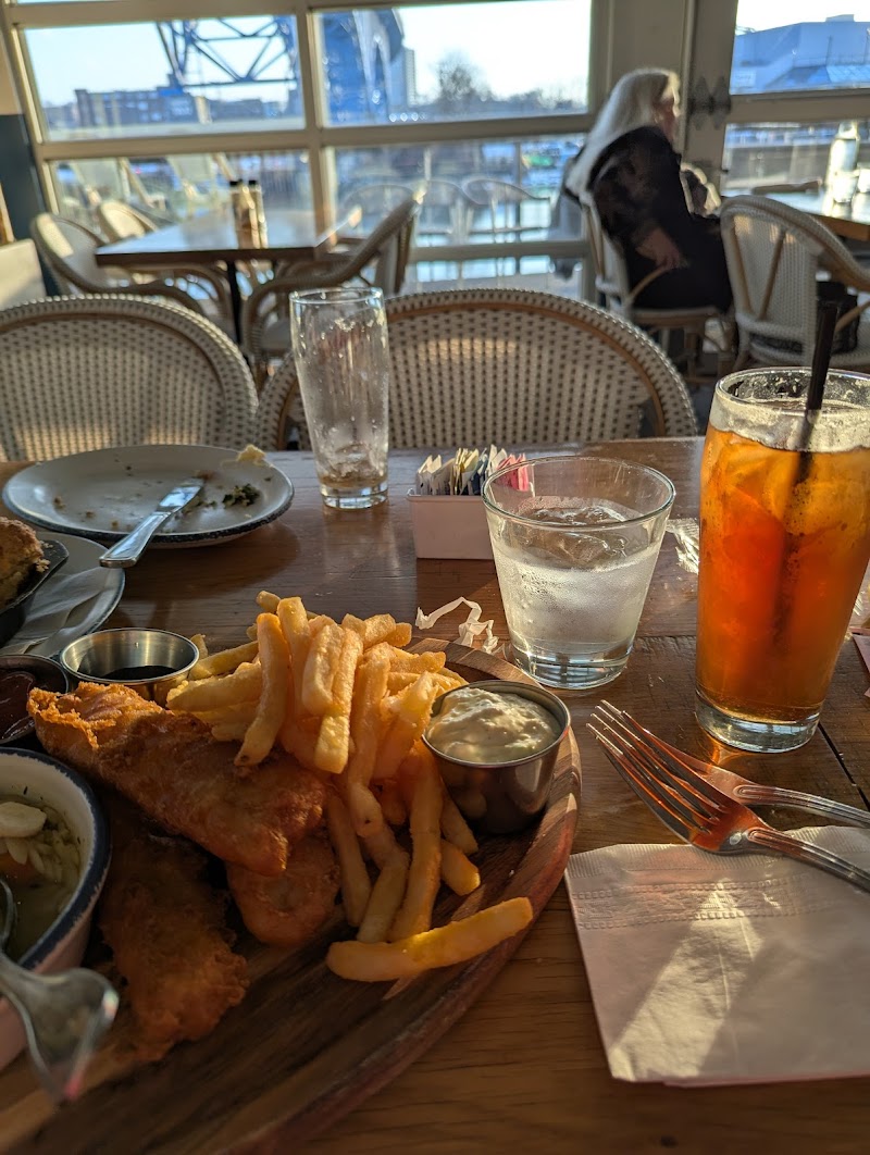 The Lakehouse Cleveland atmosphere