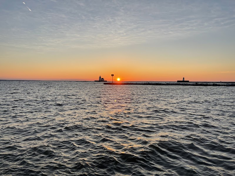 Great Lakes Boat Charters Cleveland interior
