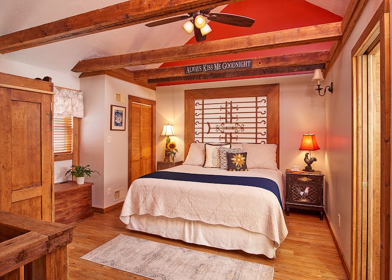 J Palen House Cleveland atmosphere