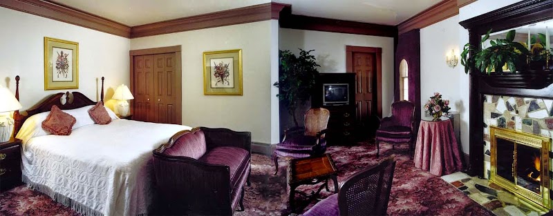 Mario's International Spa & Hotel Cleveland atmosphere
