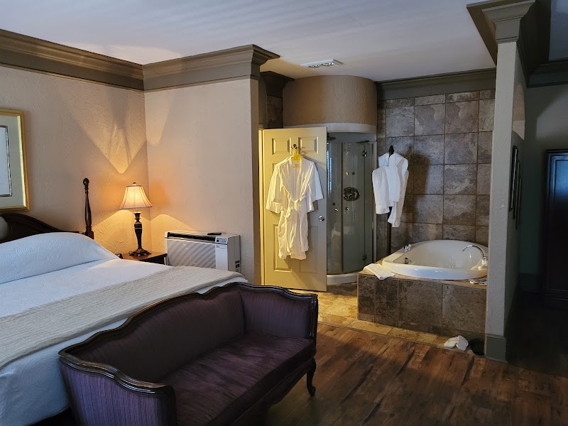 Mario's International Spa & Hotel Cleveland atmosphere
