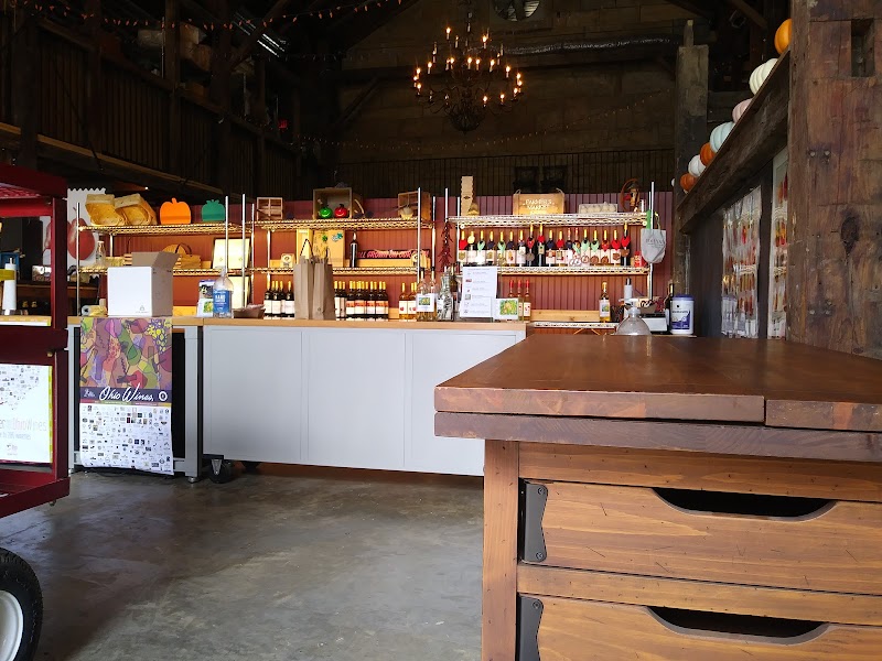 Weymouth Farms & Orchard, Winery Cleveland atmosphere