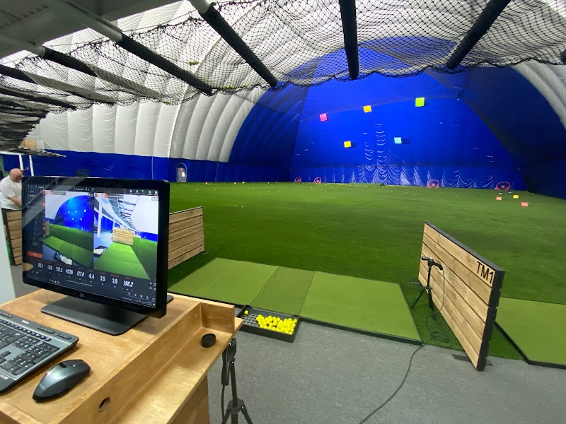 The Golf Dome Cleveland atmosphere